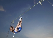 PG电子娱乐-赛道烽火，周冠宇率队终结红魔霸权，迈凯伦鏖战法拉利谱写新章