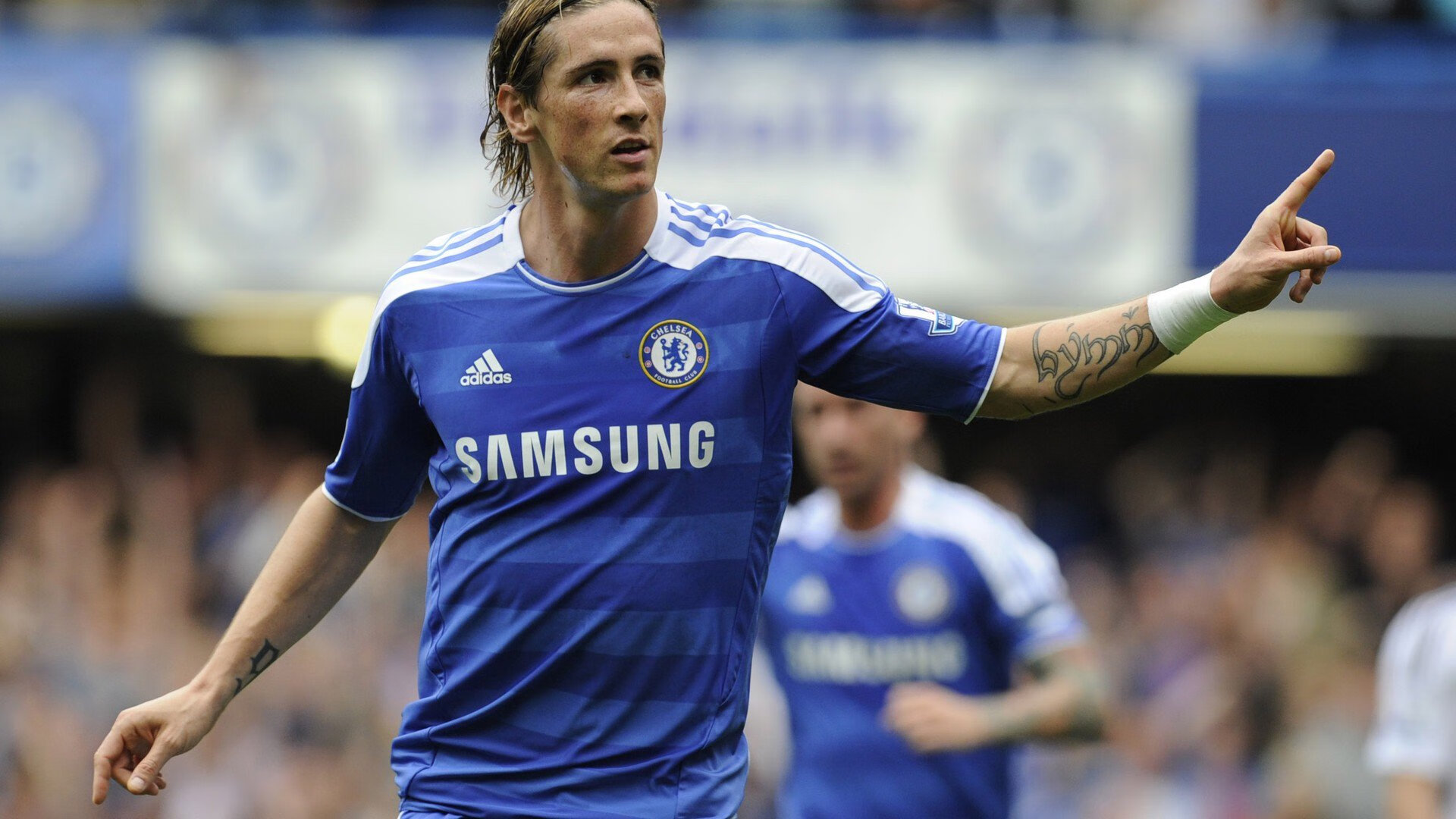 三笘薰爆发破局，挪威火力全开压制佛罗伦萨，一场战术与意志的胜利