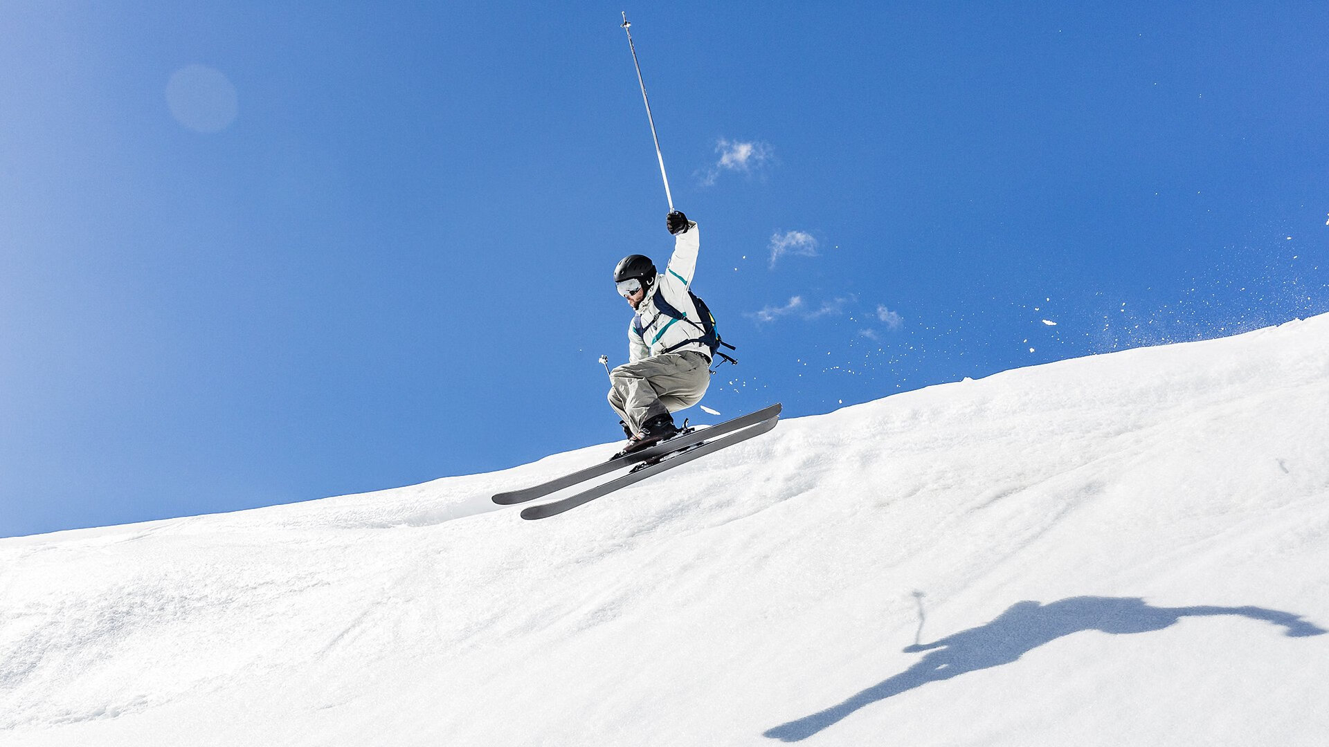 蓝月当空,皮克如日中天,曼城完胜瑞士背后的唯一性法则